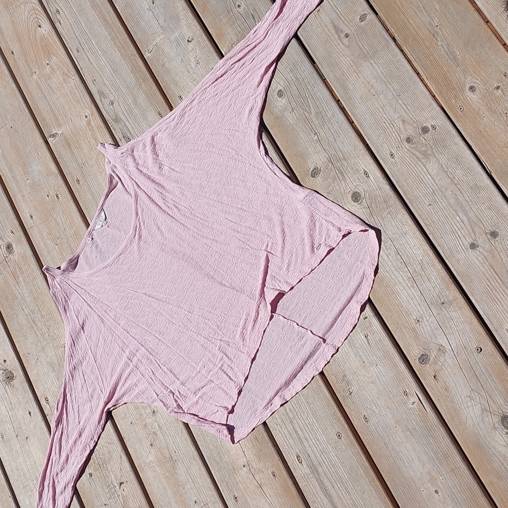 Guess top